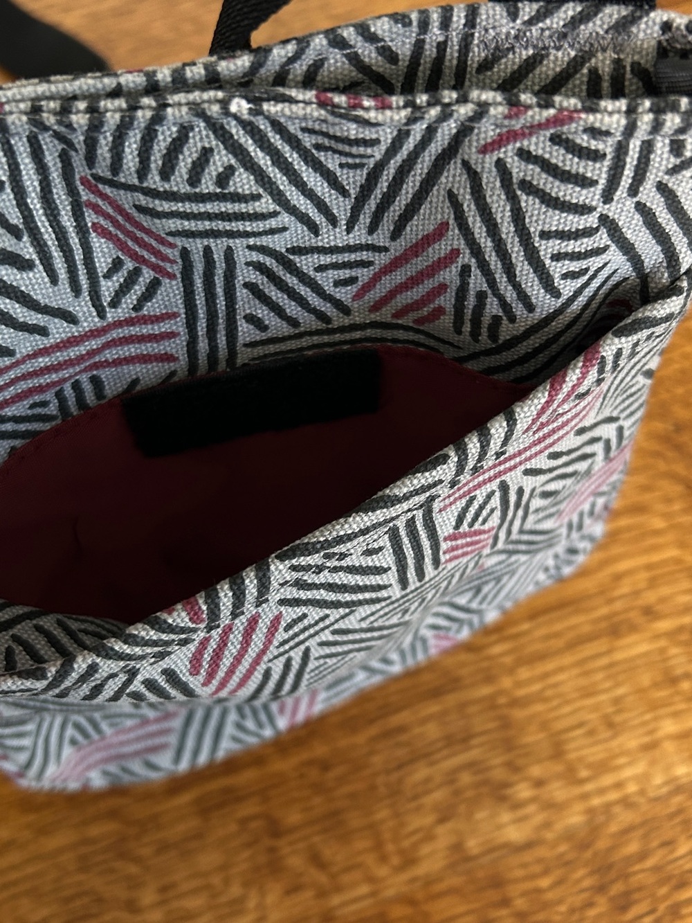 NWOT KAVU CANVAS CROSS BODY BAG - Picture 5 of 5